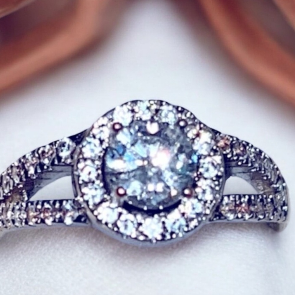 Halo Diamond CZ Sterling Silver Engagement  Size 7.5